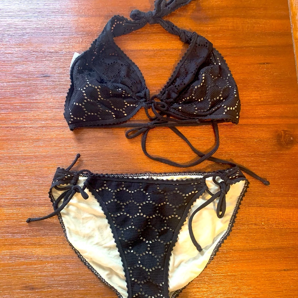Black Robin Piccone bikini-size M